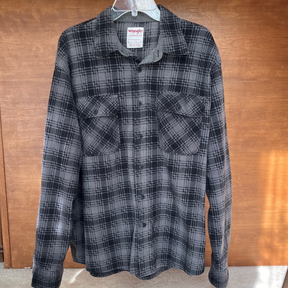 Wrangler Charcoal and Black Checkered Shirt